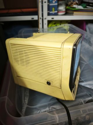 Radio-TV portátil Yoko analógica