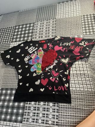 Camiseta Desigual niña corazones T6