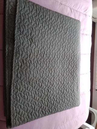 Colcha cama gris algodón 150.Alina de Ikea.