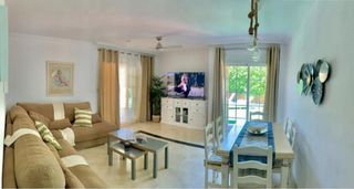 Apartamento en alquiler con piscina