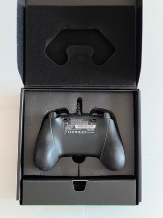 Razer Wolverine V2 - Mando Xbox