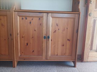 Librería estantería de madera maciza