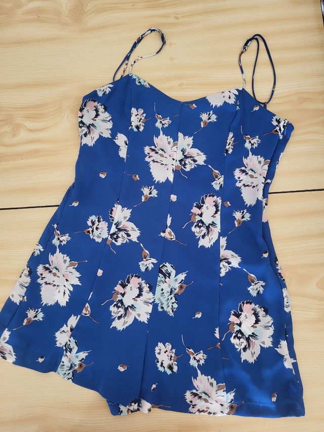 Mono tirantes  tela fluida      Zara