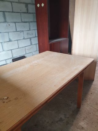 Mesa comedor madera marrón