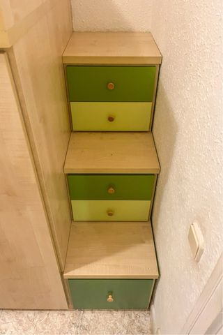 Litera infantil con escritorio
