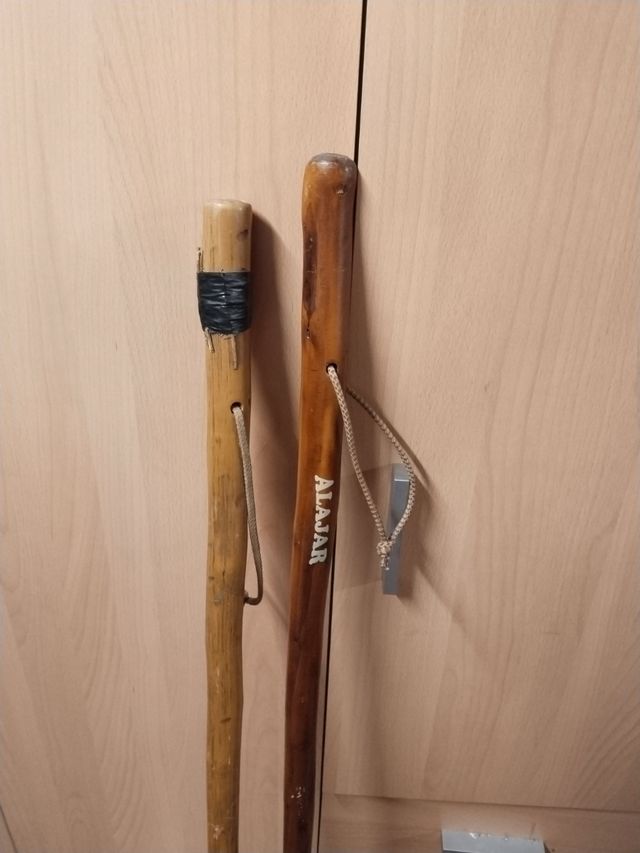 2 Bastones Senderismo Madera