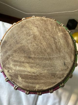 Djembé africano artesanal