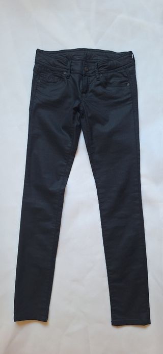 Pantalón efecto encerado azul oscuro 