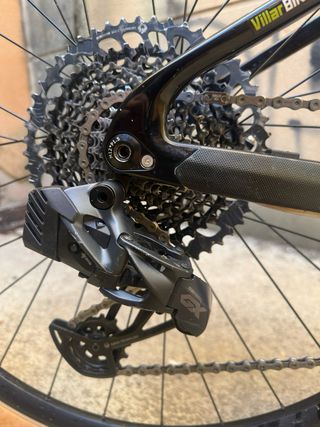 Bicicleta Berria Mako - MTB carbono