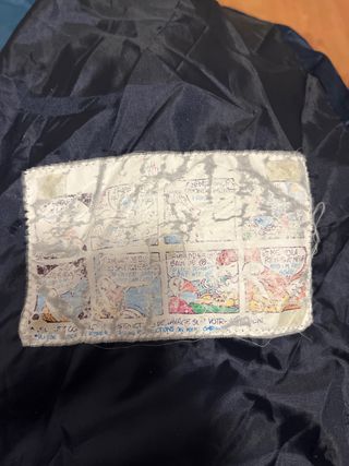 Chaqueta acolchada Moncler azul precio negociable