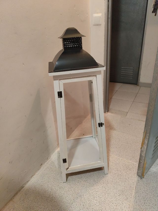 Farol blanco y negro - Decoración