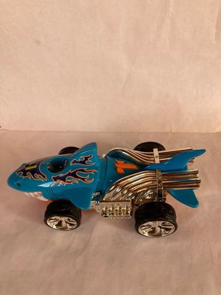 Coche Hot Wheels Tiburón