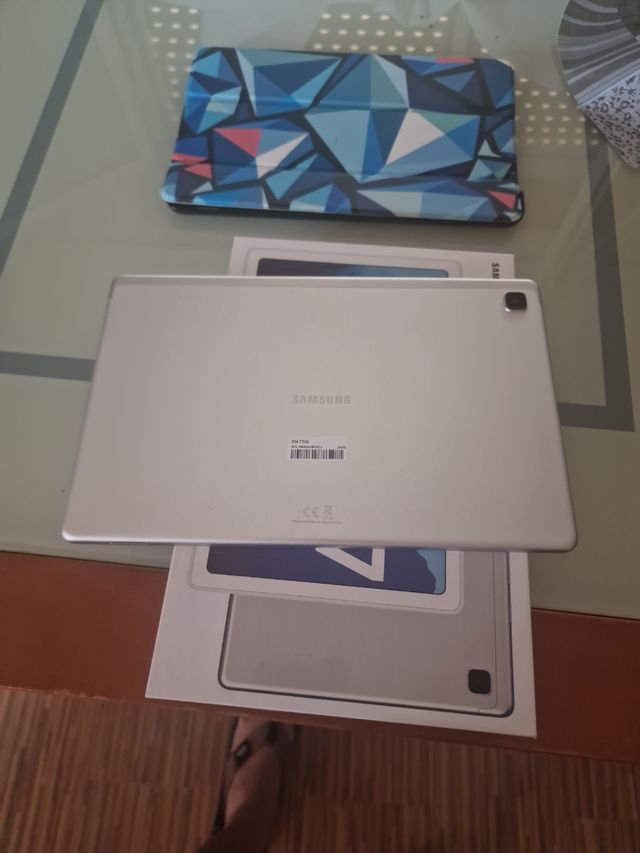 Samsung Tab A7 blanca/plata