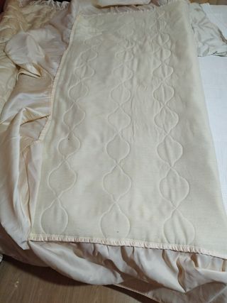 Colcha cama 1,35 - Satén beige