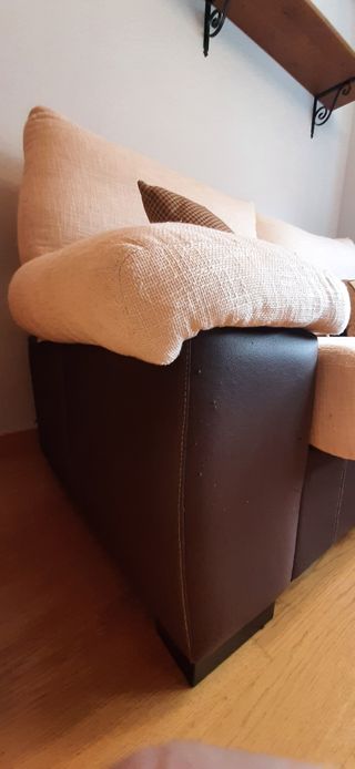 Sofá 2 plazas beige y marrón