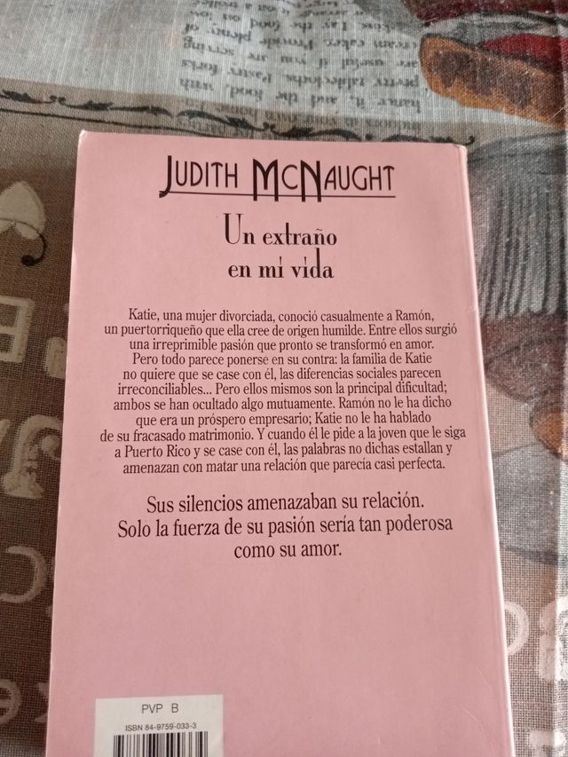 Un extraño en mi vida (Cisne) (Spanish Edition)