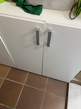 Dos Armarios blancos 2 puertas - 79x42x92cm