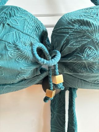 Bikini T.M parte de arriba con relleno ETAM verde