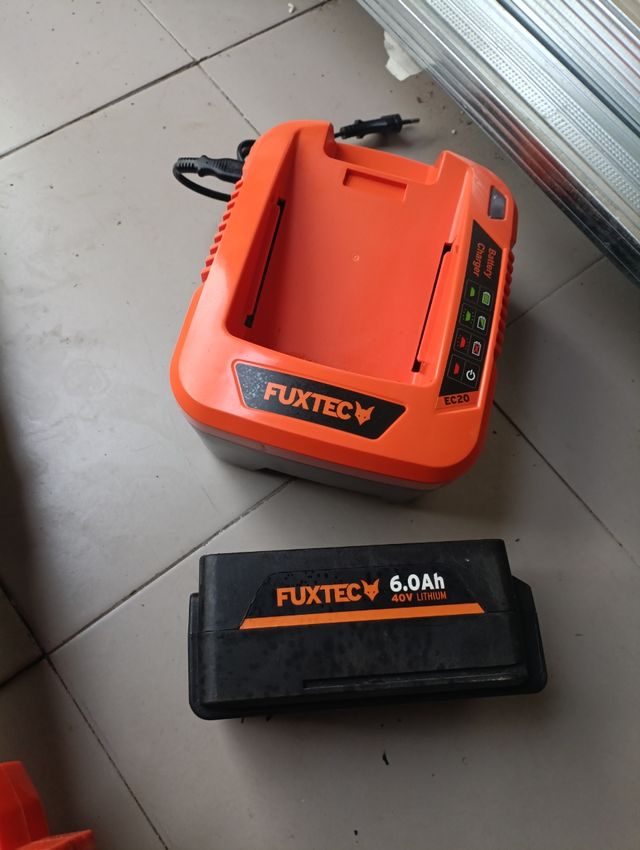 Soplador Fuxtec E435C 40V - ¡Como nuevo!