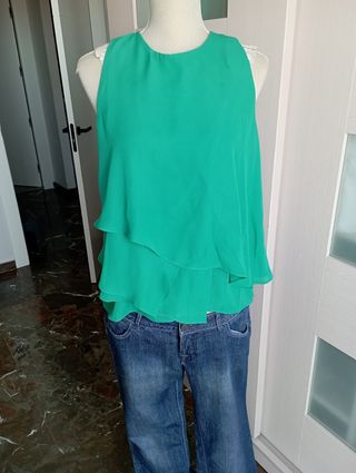 Blusa Sfera verde volantes