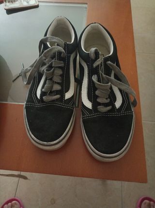 Vans Old Skool - Negras - Talla 36