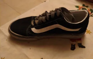 Vans Old Skool - Negras - Talla 36