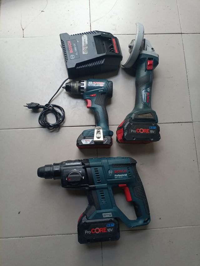 Kit herramientas Bosch 18V