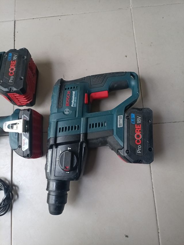 Kit herramientas Bosch 18V