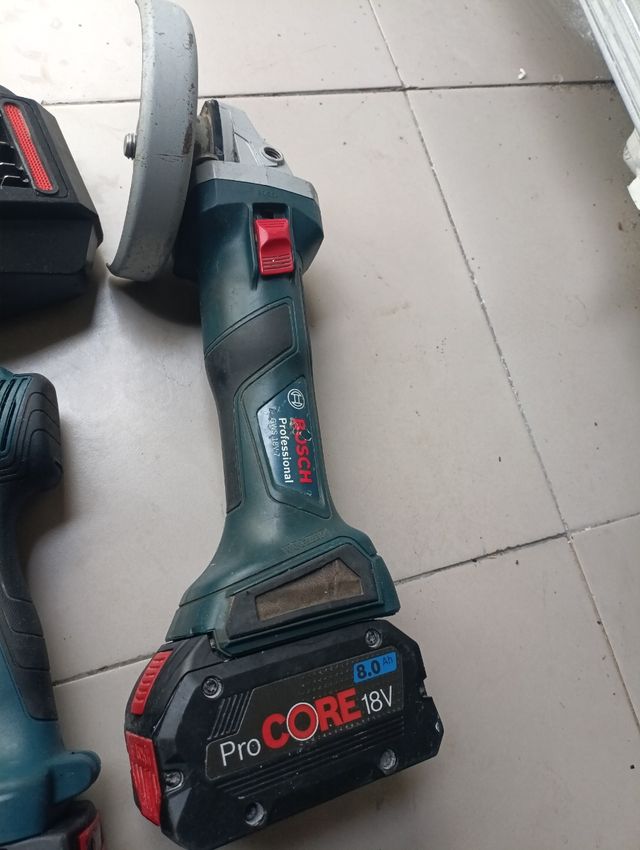 Kit herramientas Bosch 18V