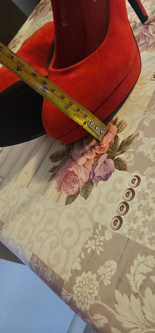 Tacones rojos 40