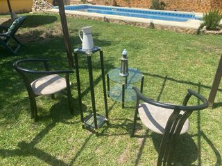 Conjunto jardín clásico: 2 sillas + mesa +Pedestal