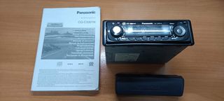 Radio de coche Panasonic con manual