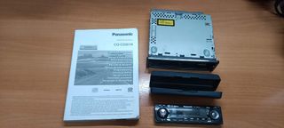 Radio de coche Panasonic con manual
