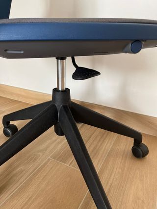 Silla escritorio giratoria azul