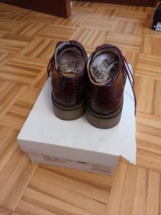 Zapatos Xucar piel charol burdeos nº36