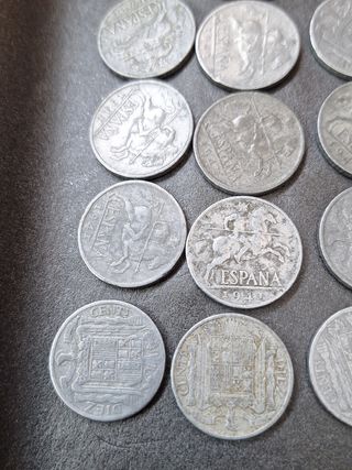 1.19 Lote 15mon 10cts España Francisco Franco 1941