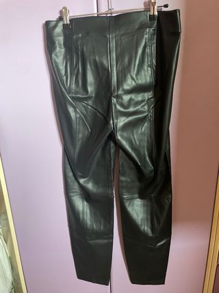 Pantalones cuero Cortefiel negros -talla M