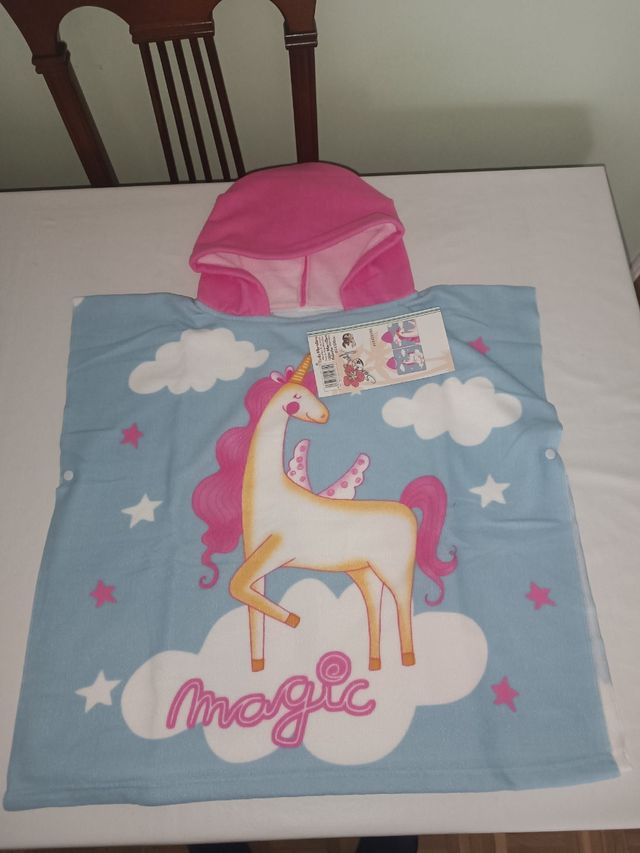 Albornoz Poncho piscina ducha. Unicornio Niña