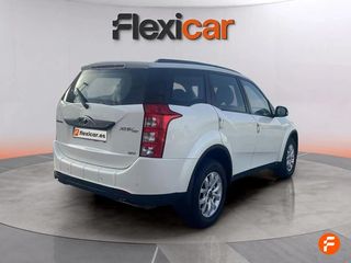 Mahindra XUV 500 AWD (4X4) W10 - 7 plazas