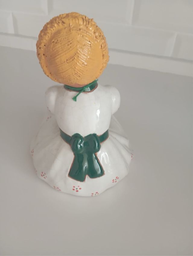 Muñeca Jucar porcelana 18cm