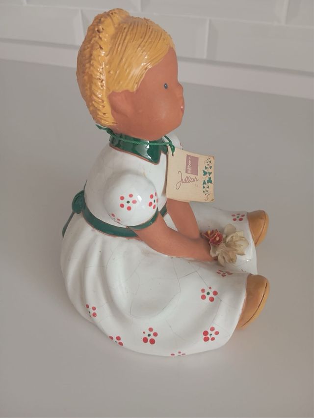 Muñeca Jucar porcelana 18cm