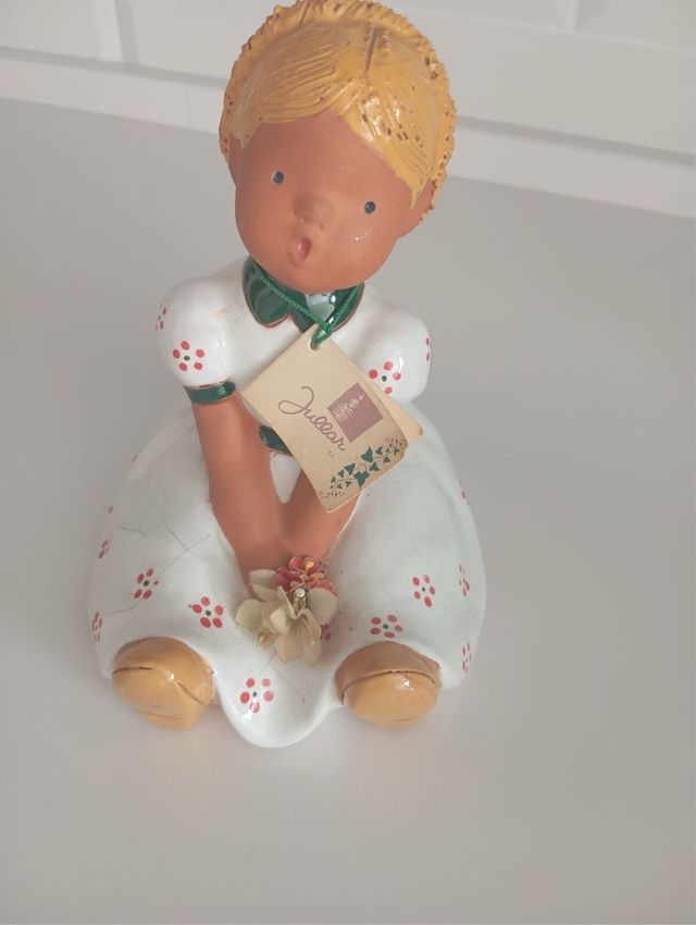 Muñeca Jucar porcelana 18cm