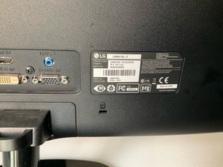 Monitor LG 22" Negro - Gaming y Cine
