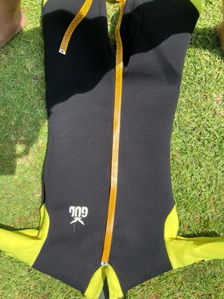 Traje neopreno talla L manga corta