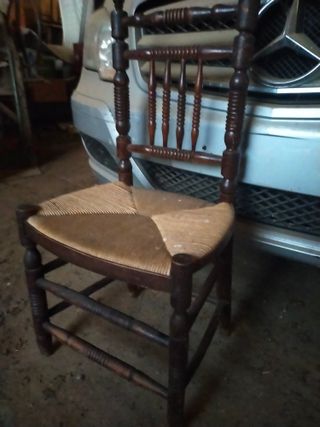Cama madera 1,05m y 4 sillas Vintage