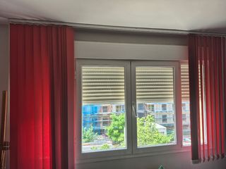 Cortinas Venecianas Bandalux rojas