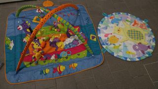 Alfombra actividades bebé