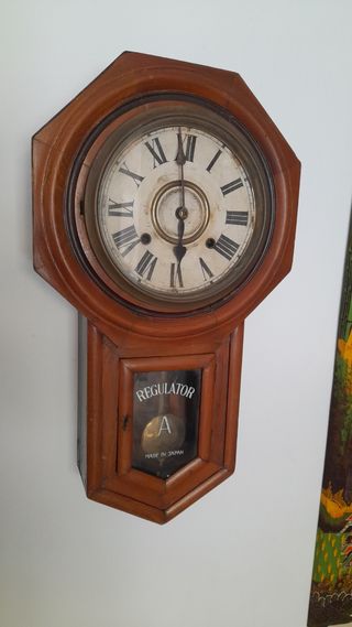 Reloj péndulo antiguo - Madera