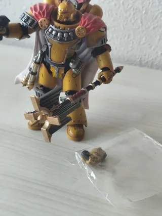 Capellan Puños Imperiales JoyToy -  Warhammer30k