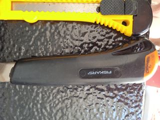 4 cúters corte: Fiskars + 3 amarillos